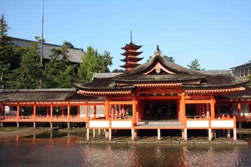 厳島神社