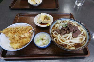馬肉うどん